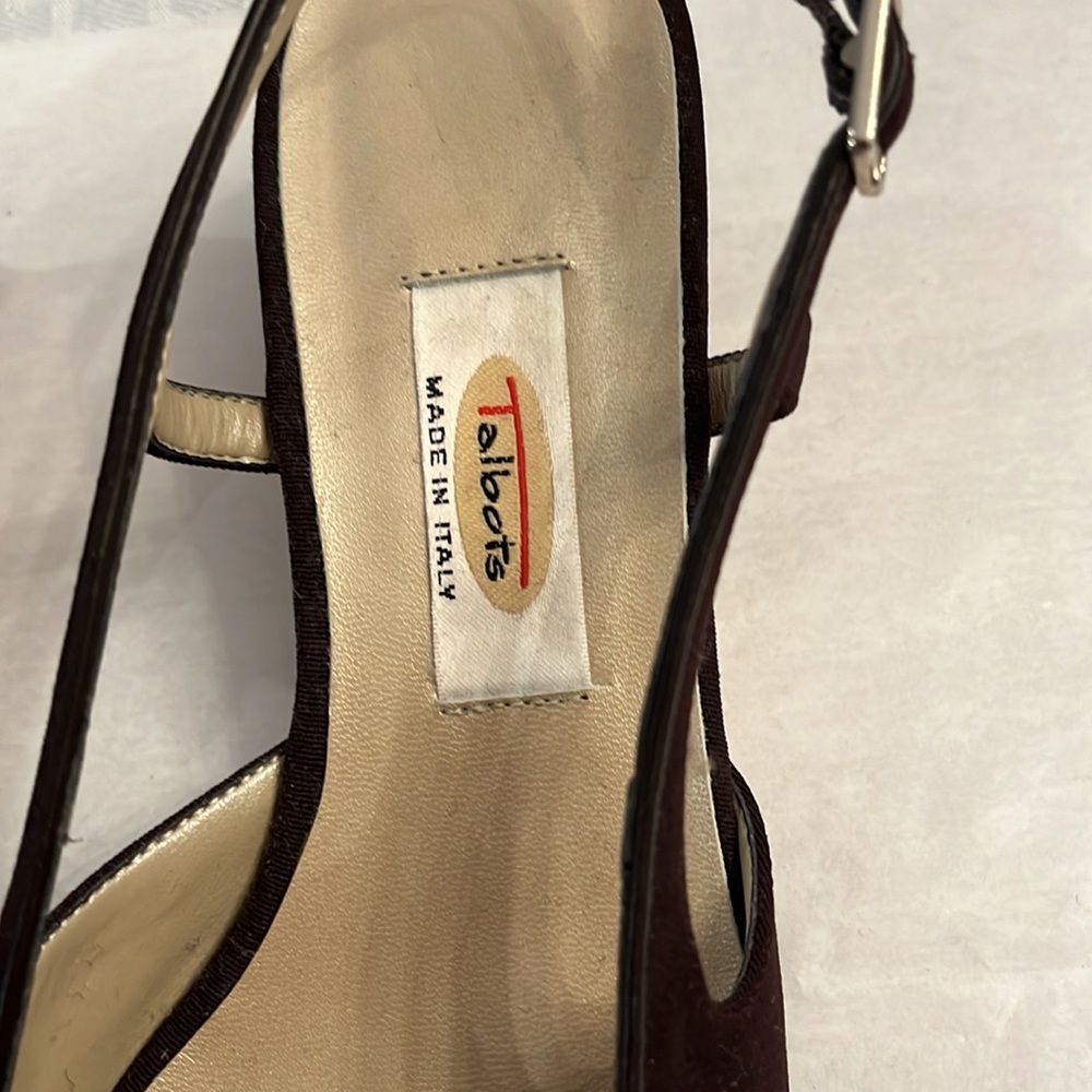 Talbots Woman's Brown Heels. Never Worn. Size 6M. Made in Italy - Picture 6 of 12